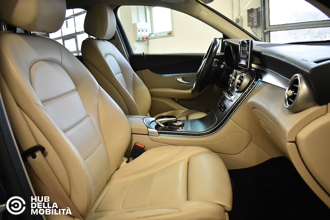 MERCEDES-BENZ GLC 220 d 4Matic Sport